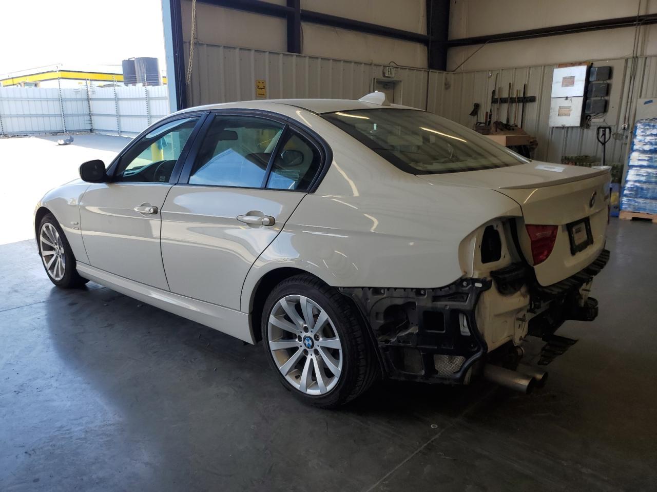 2011 BMW 328 Xi Sulev - Фото 2