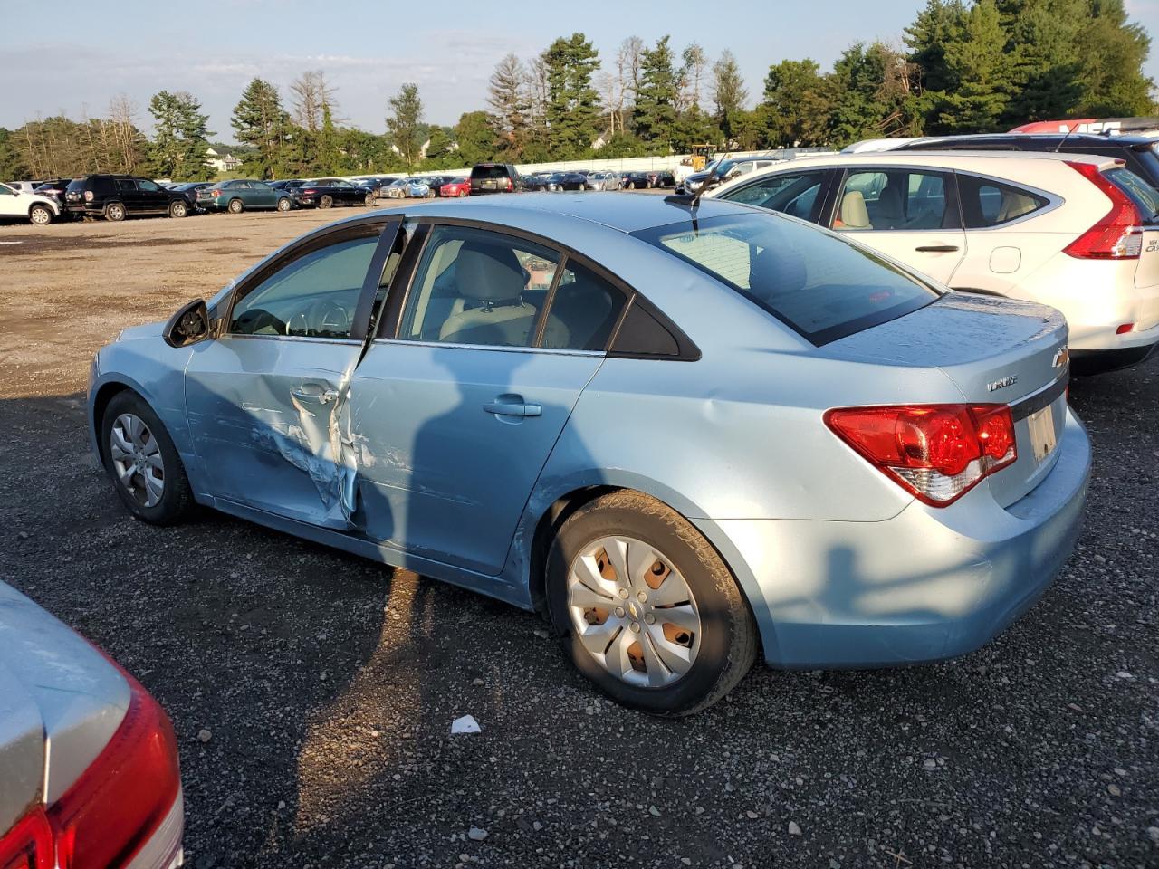 2012 Chevrolet Cruze Ls - Фото 2