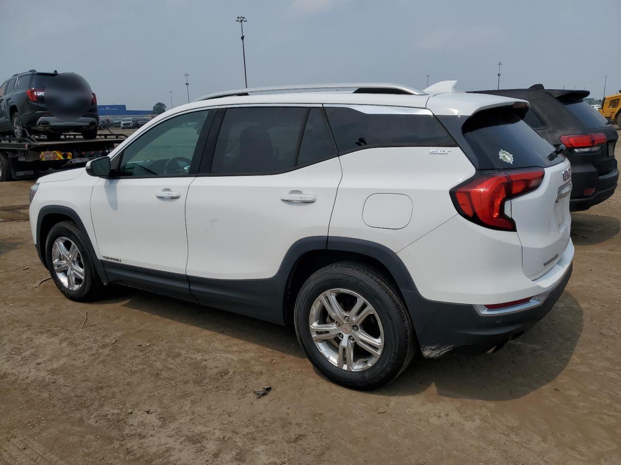 2019 GMC Terrain Slt - Image 2