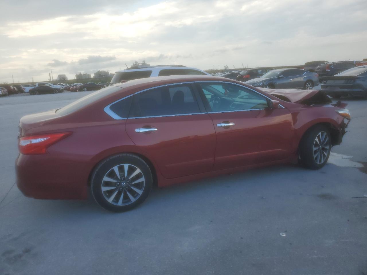 2017 Nissan Altima 2.5 - Фото 3
