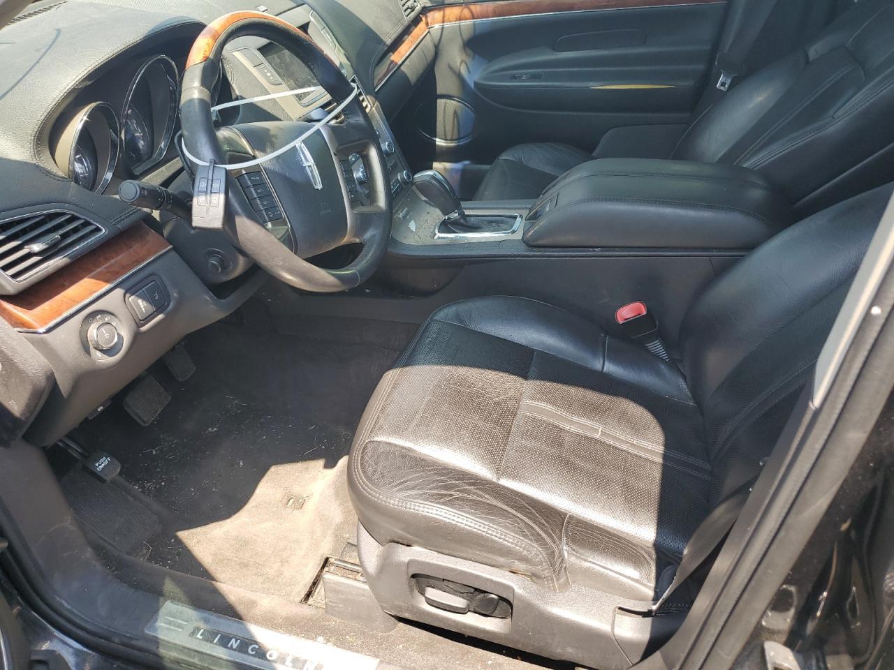 2010 Lincoln Mkt - Image 7