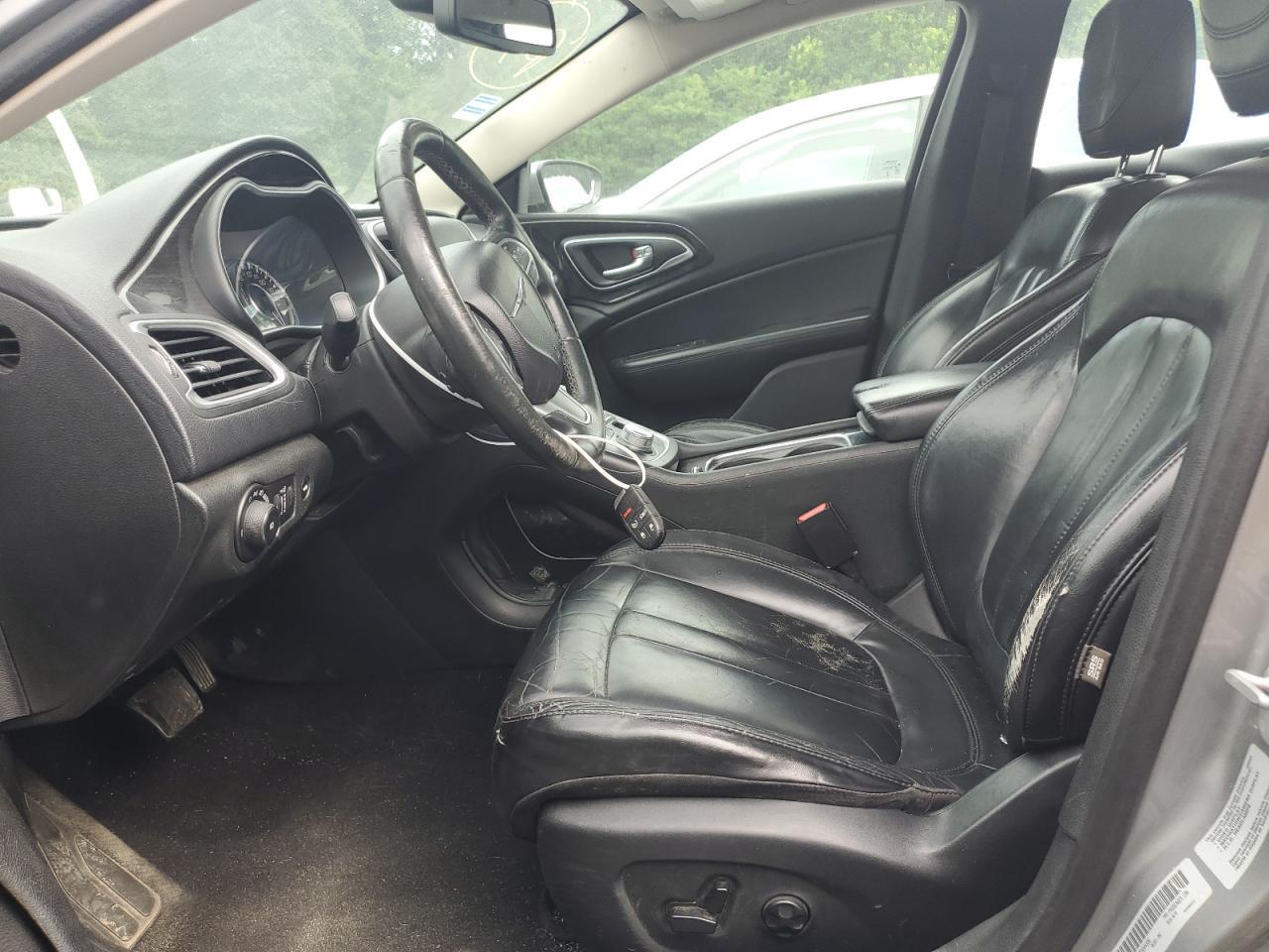 2015 Chrysler 200 C - Фото 7