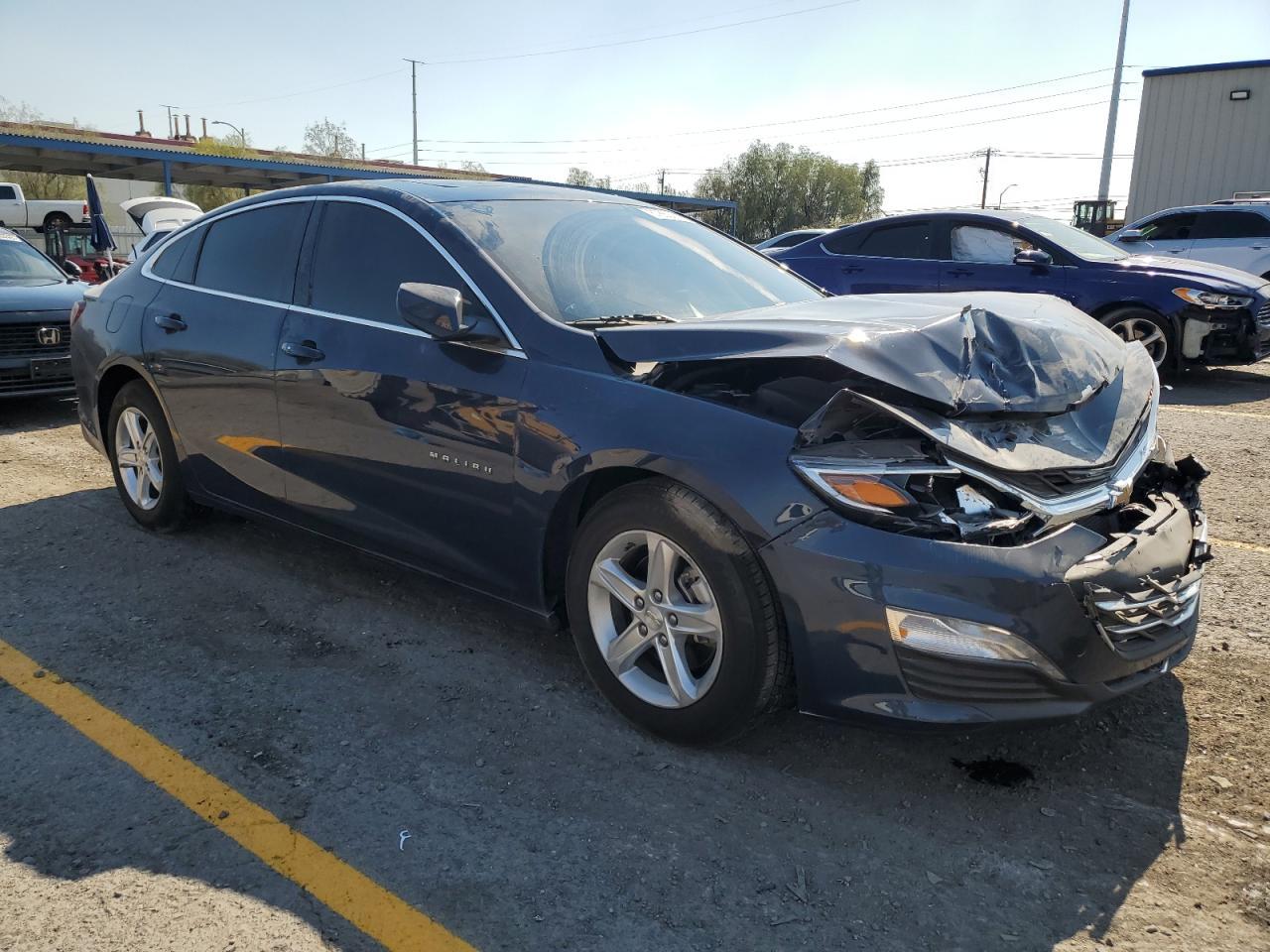 2022 Chevrolet Malibu Lt - Фото 4