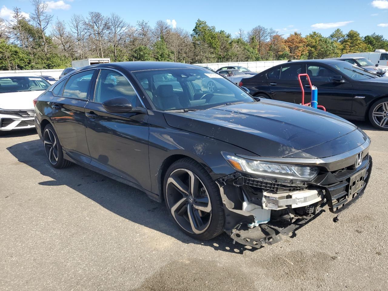2019 Honda Accord Sport - Image 4