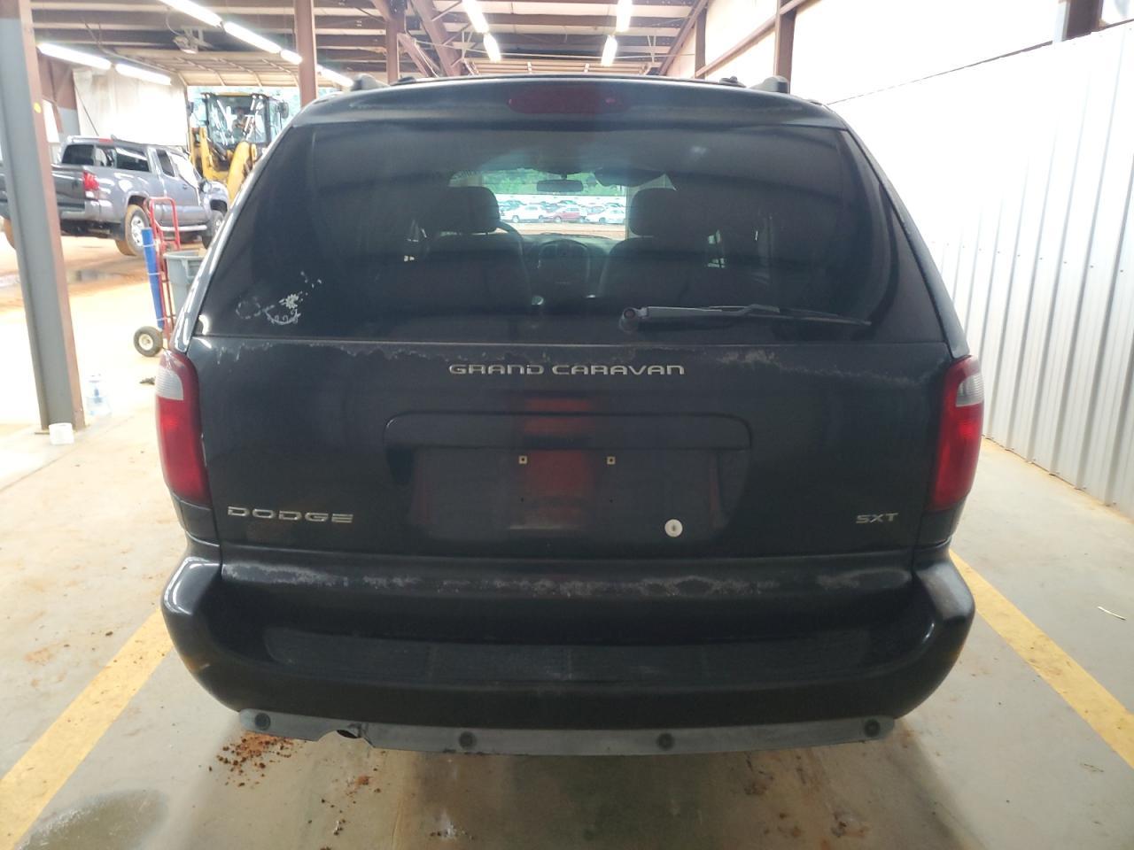 2005 Dodge Grand Caravan Sxt - Фото 6