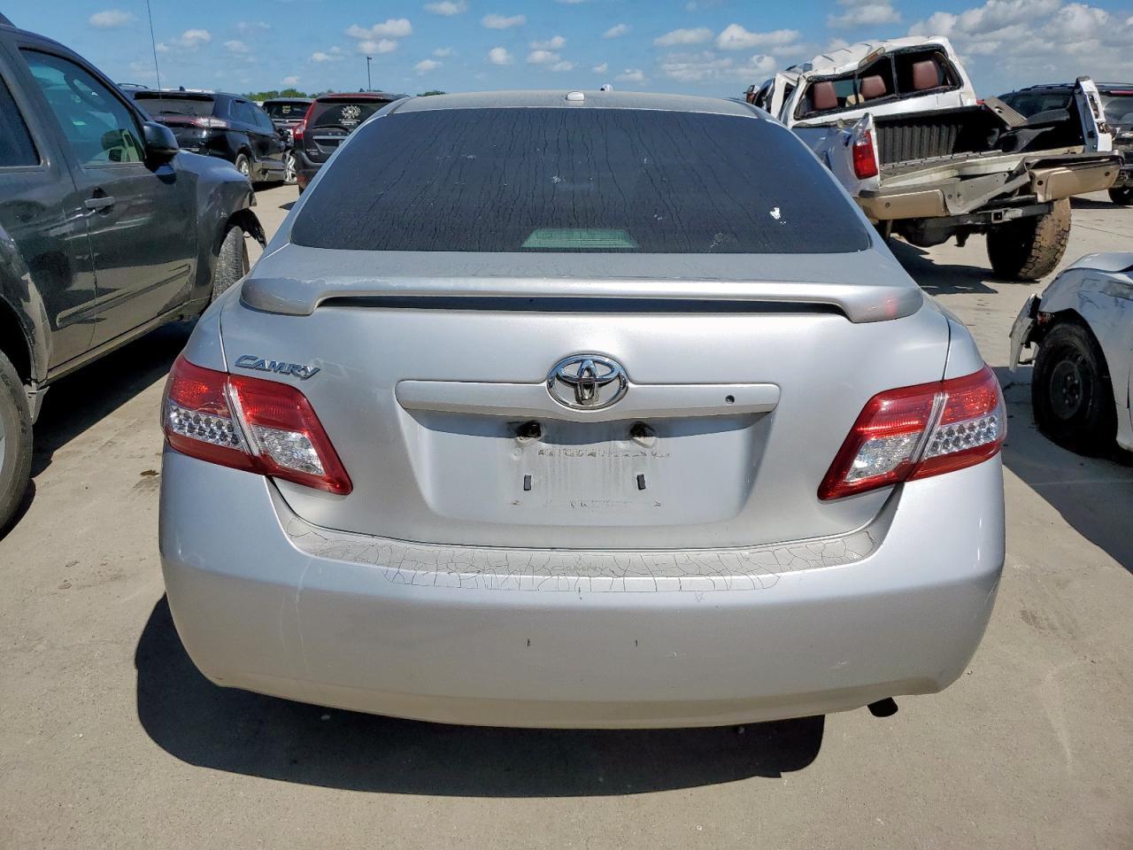 2010 Toyota Camry Base - Image 6