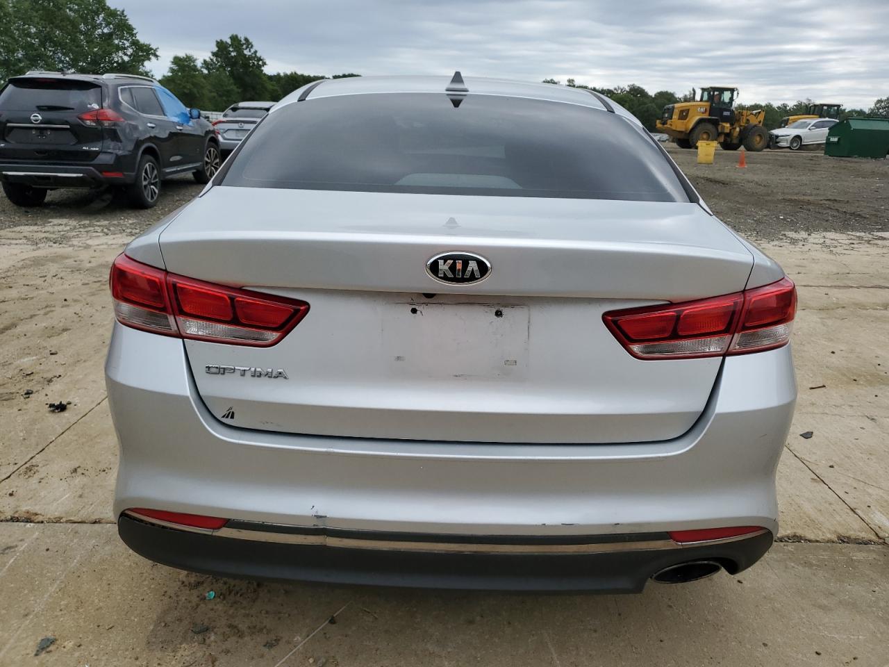 2017 Kia Optima Lx - Фото 6
