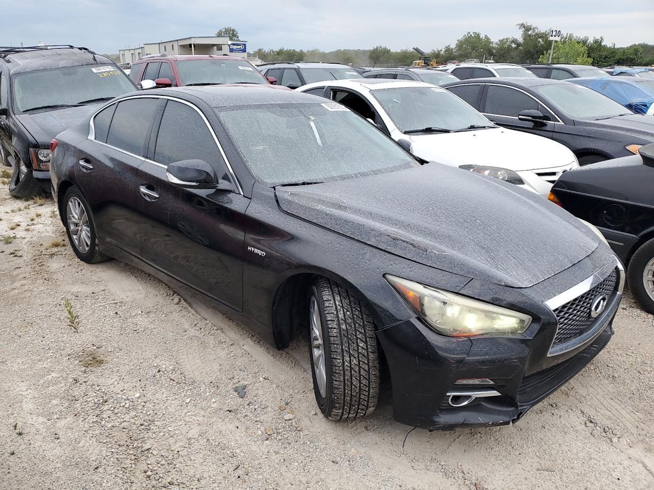 2015 Infiniti Q50 Hybrid Premium - Image 4