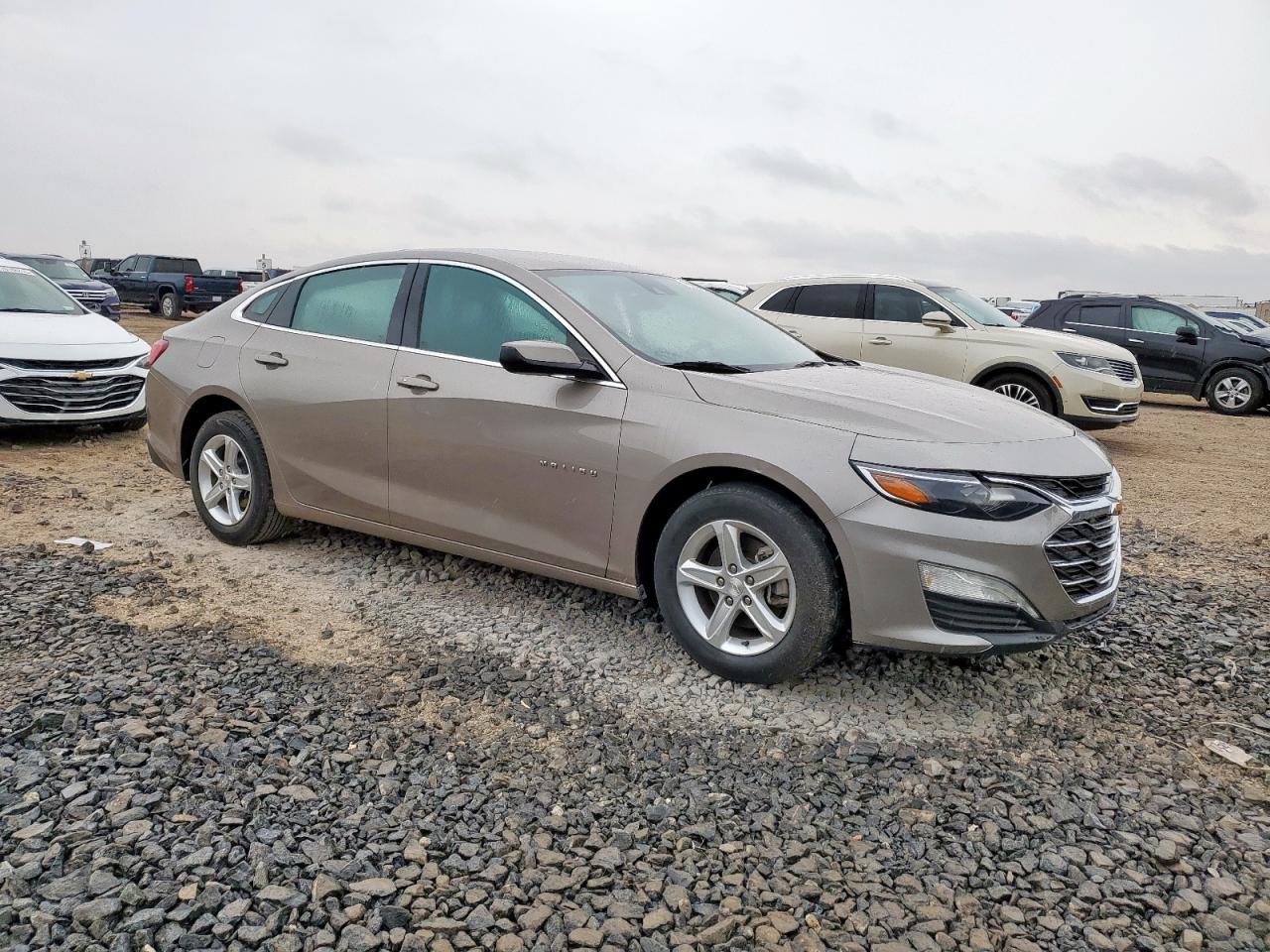 2023 Chevrolet Malibu Lt - Фото 4