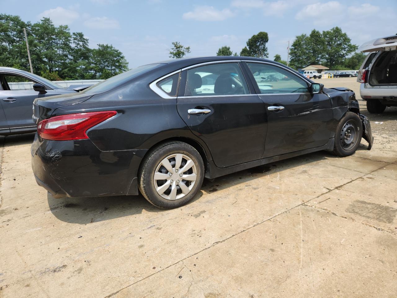 2018 Nissan Altima 2.5 - Image 3