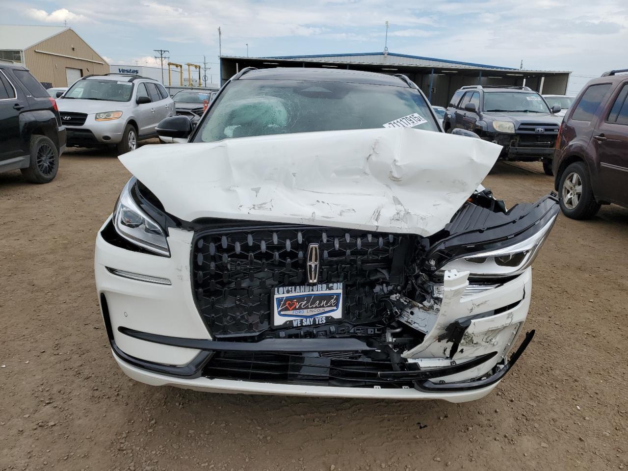 2025 Lincoln Corsair Grand Touring - Image 5