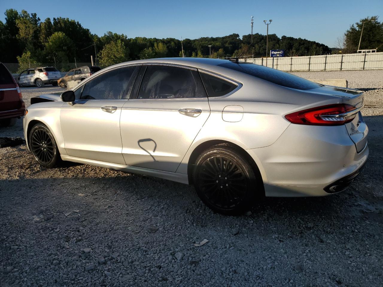 2017 Ford Fusion Se - Фото 2