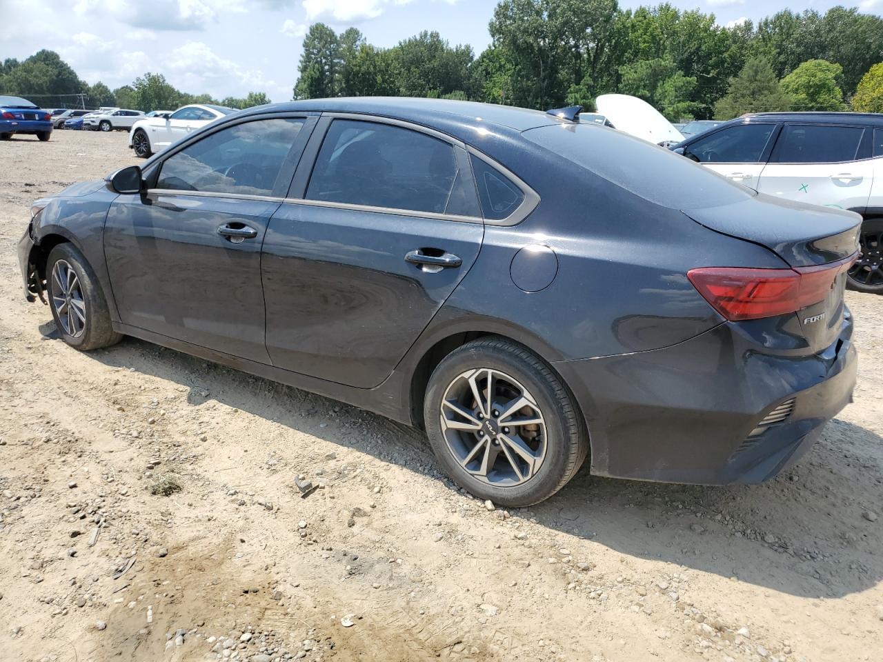 2022 Kia Forte Fe - Фото 2