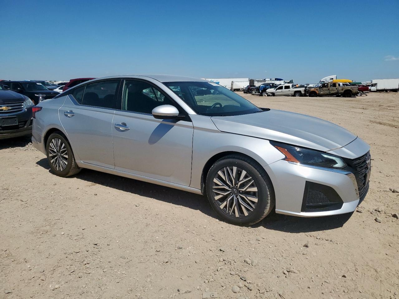2023 Nissan Altima Sv - Image 4