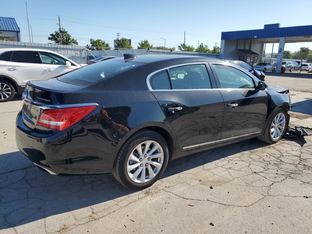 2016 Buick Lacrosse - Фото 3