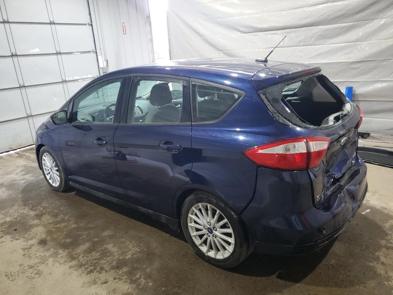 2016 Ford C-Max Se - Фото 2
