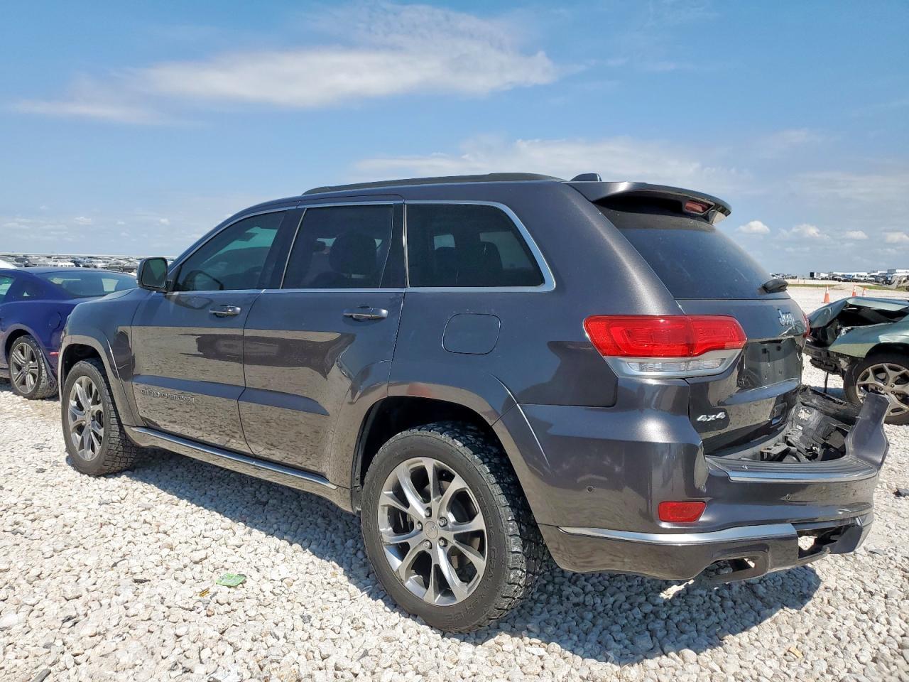 2019 Jeep Grand Cherokee Summit - Image 2