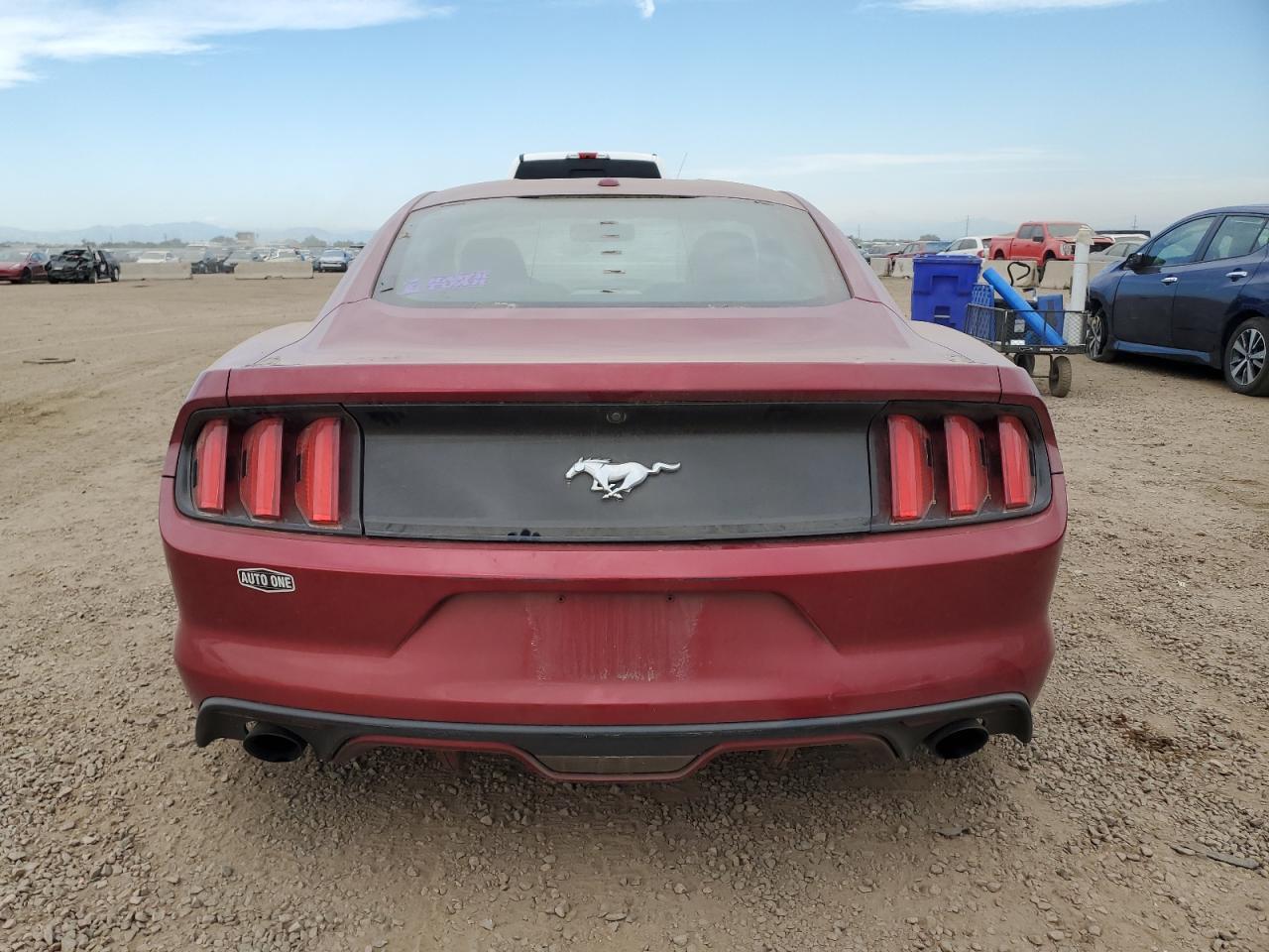 2016 Ford Mustang - Фото 6