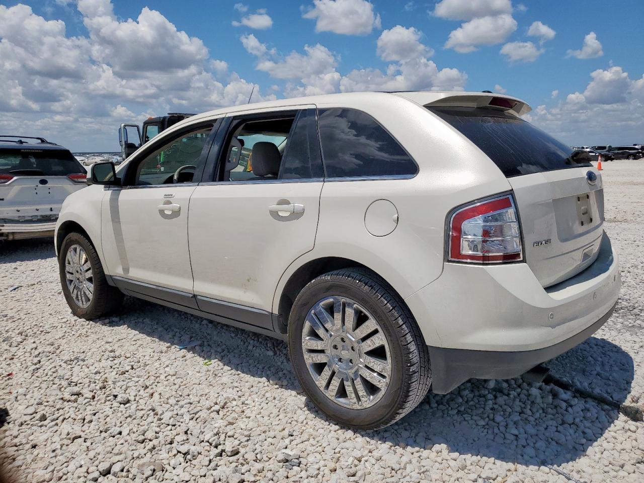 2008 Ford Edge Limited - Image 2