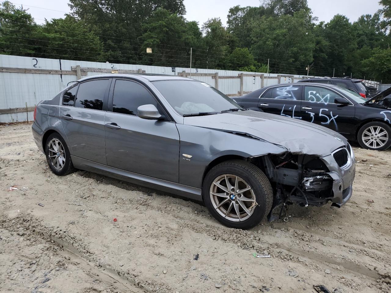 2010 BMW 328 Xi Sulev - Image 4