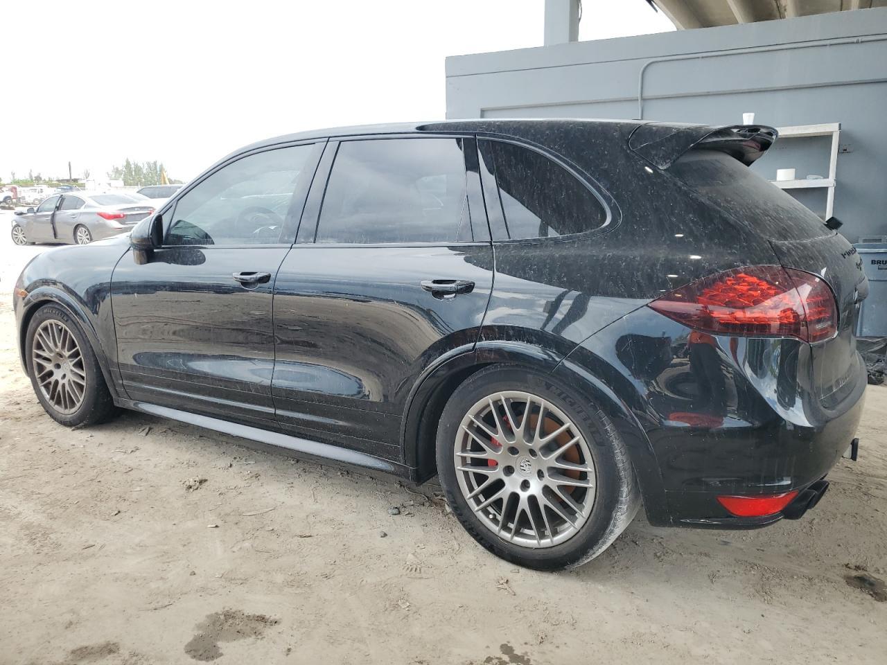 2013 Porsche Cayenne Gts - Фото 2