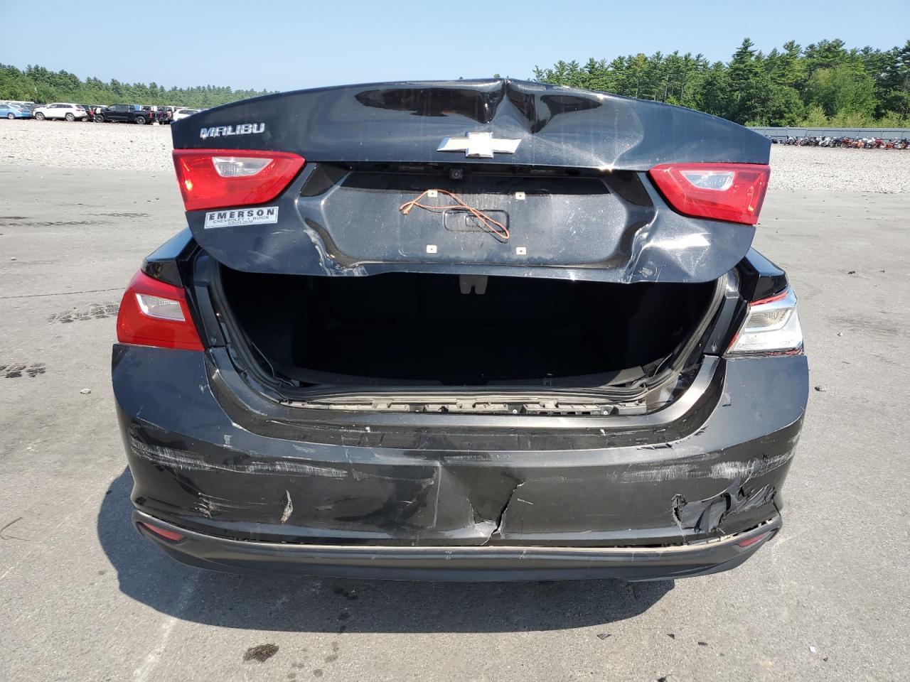 2017 Chevrolet Malibu Ls - Image 6