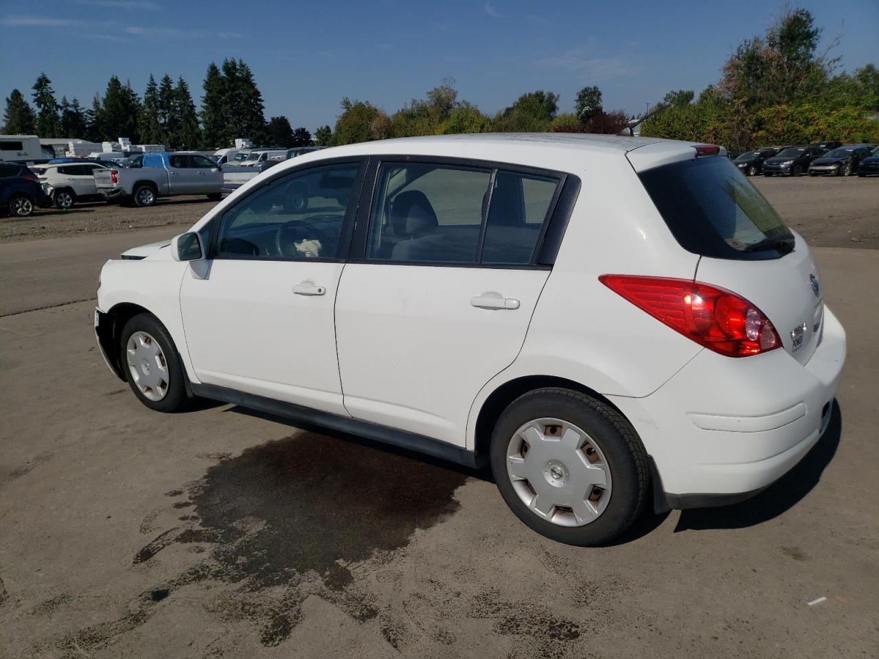 2009 Nissan Versa S - Фото 2