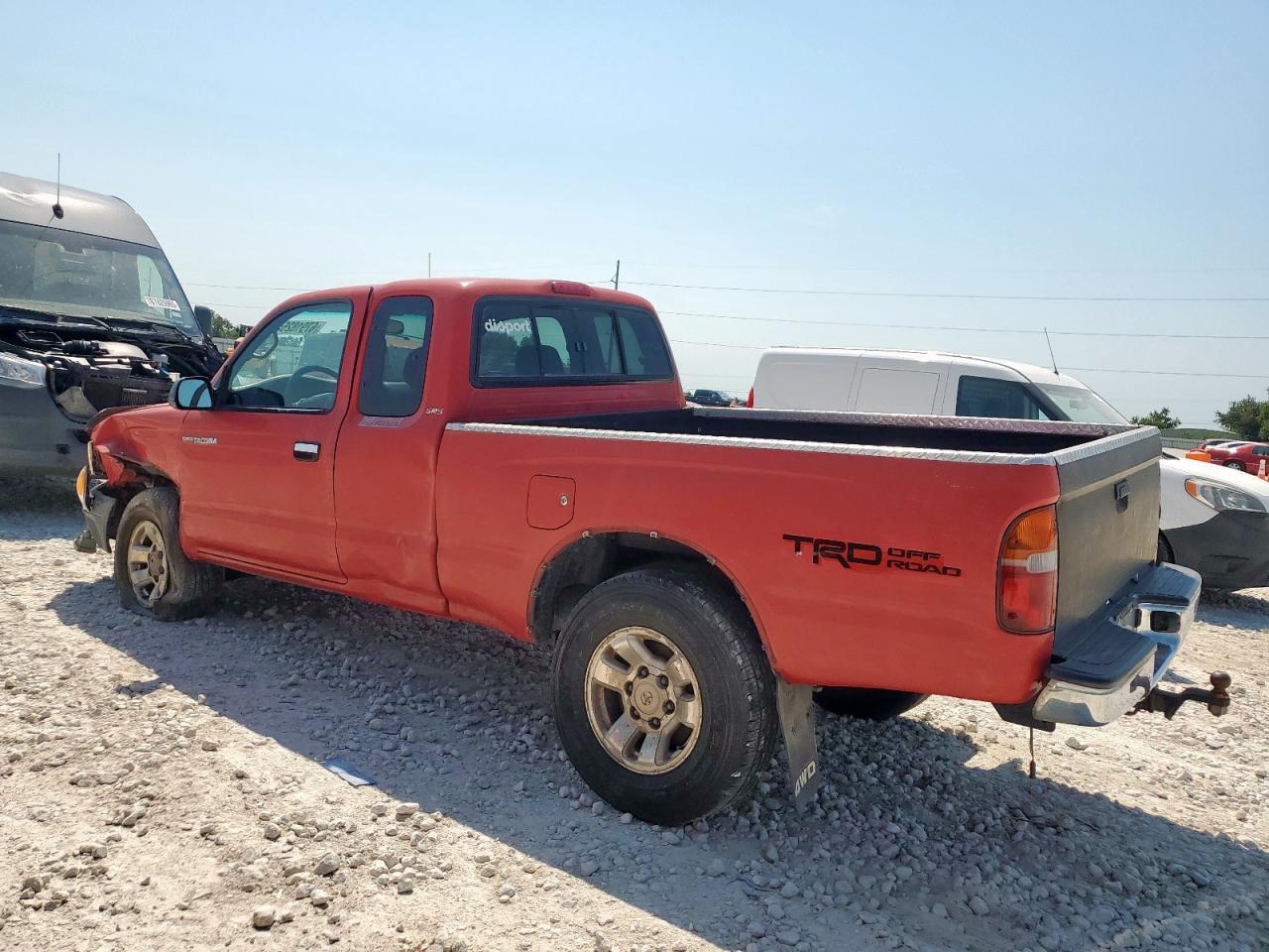 2000 Toyota Tacoma Xtracab - Фото 2