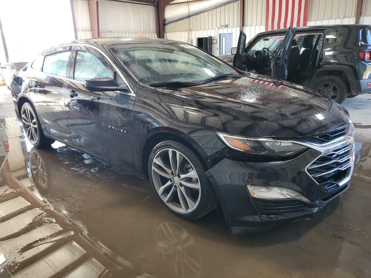 2022 Chevrolet Malibu Lt - Фото 4