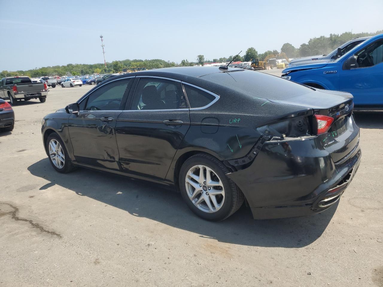 2013 Ford Fusion Se - Фото 2