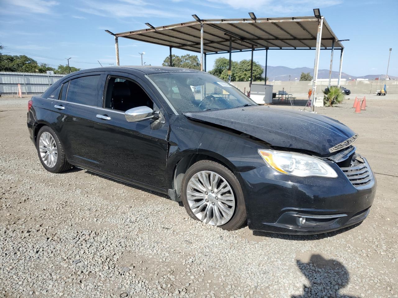 2012 Chrysler 200 Limited - Image 4