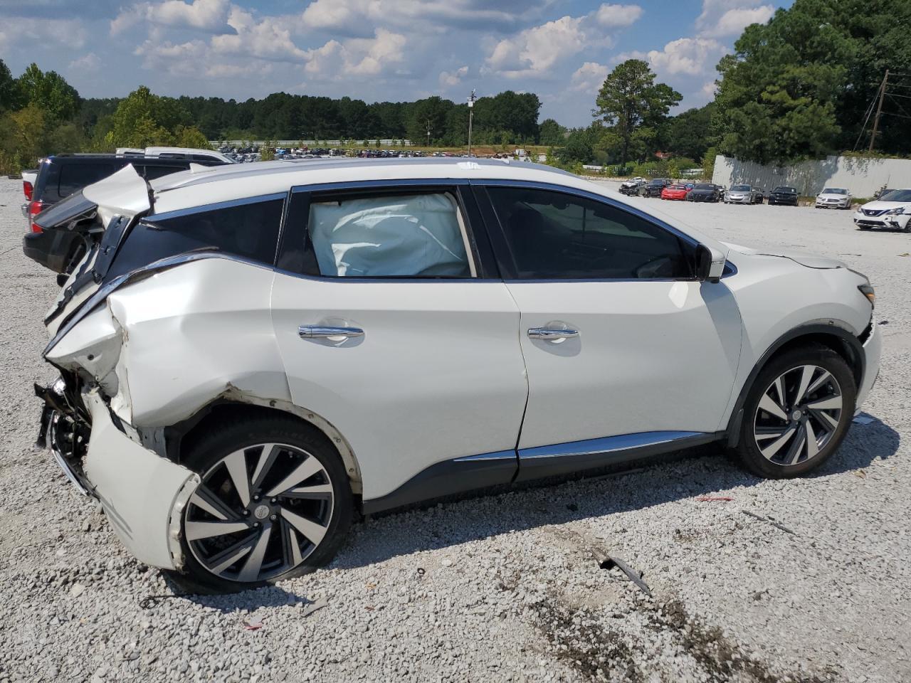 2015 Nissan Murano S - Image 3
