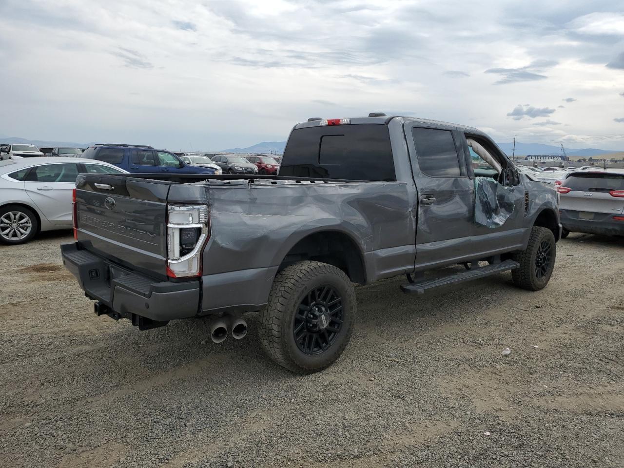 2022 Ford F250 Super Duty - Фото 3