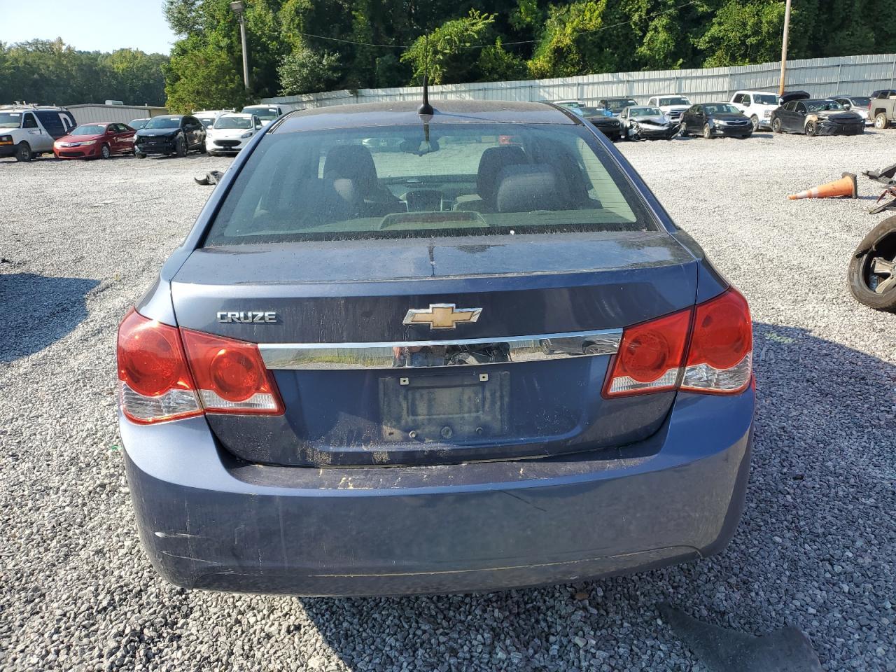 2014 Chevrolet Cruze Ls - Image 6