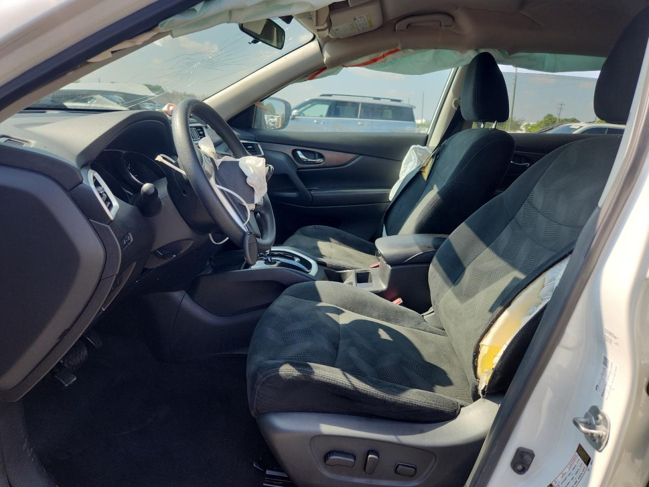 2015 Nissan Rogue S - Фото 7