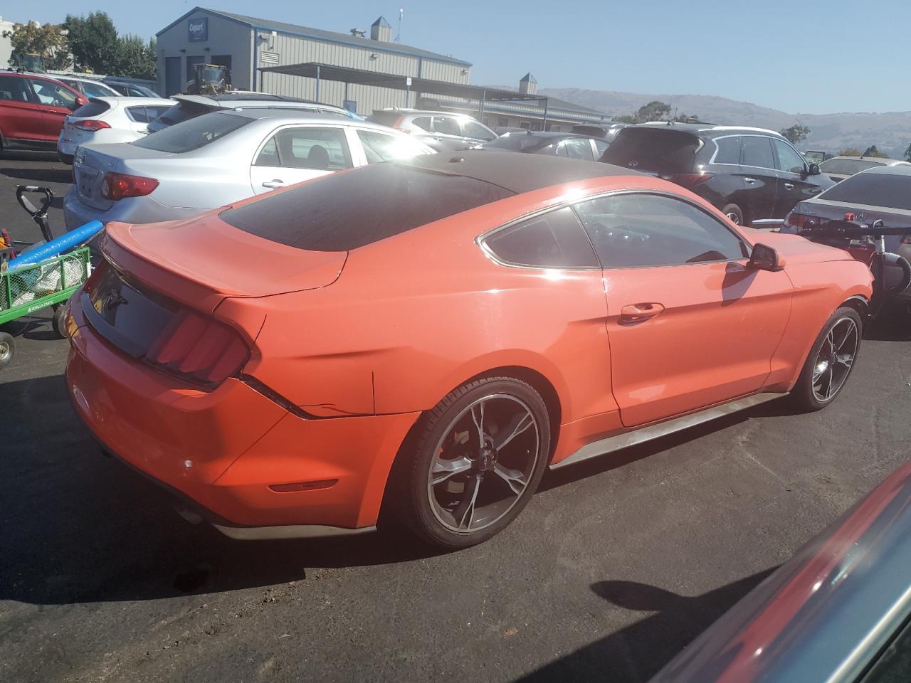 2016 Ford Mustang - Фото 3