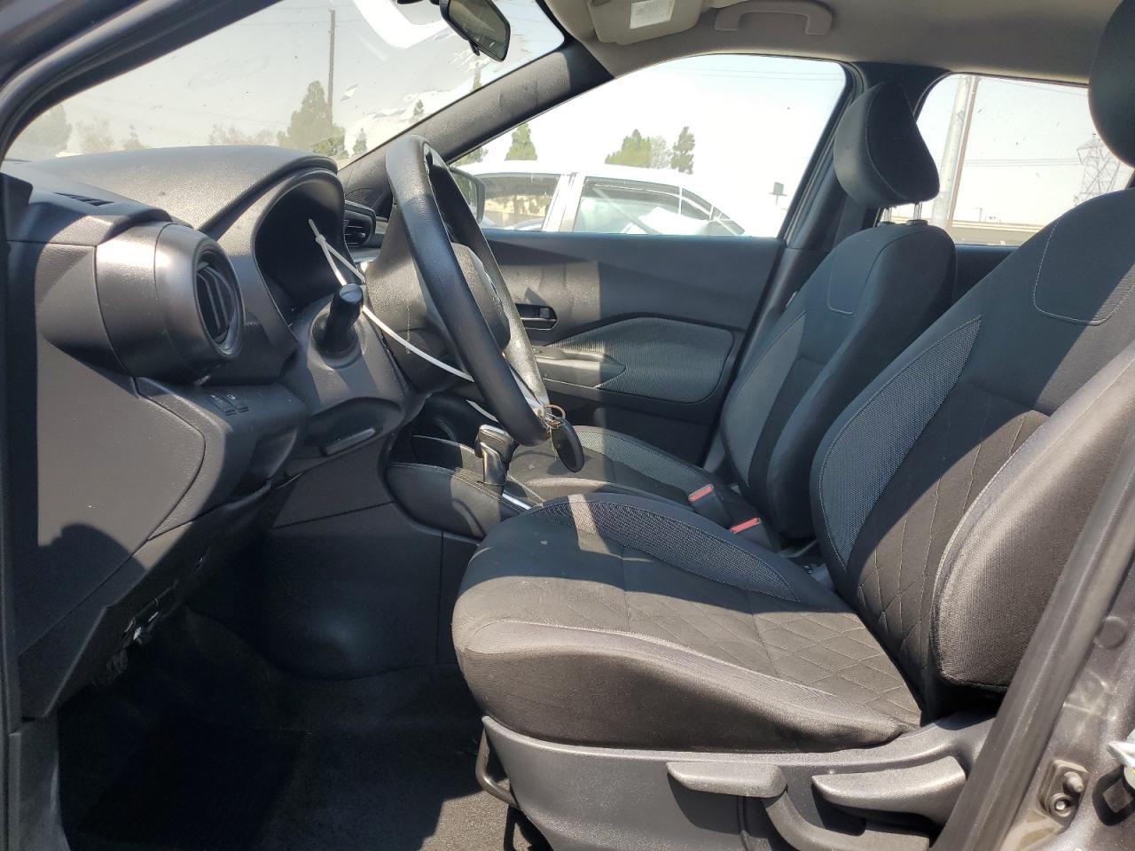 2019 Nissan Kicks S - Image 7