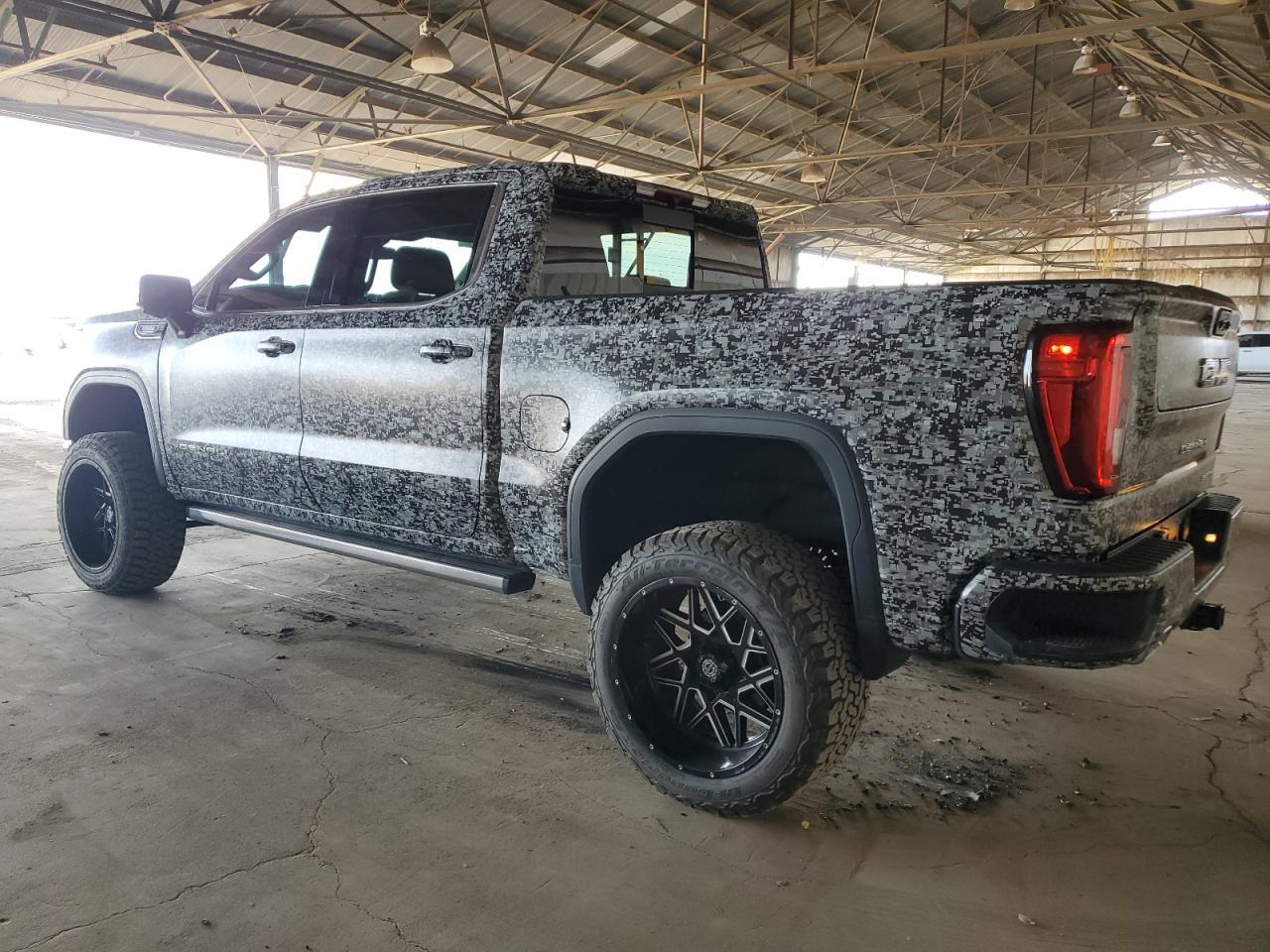 2023 GMC Sierra K1500 Denali - Фото 2