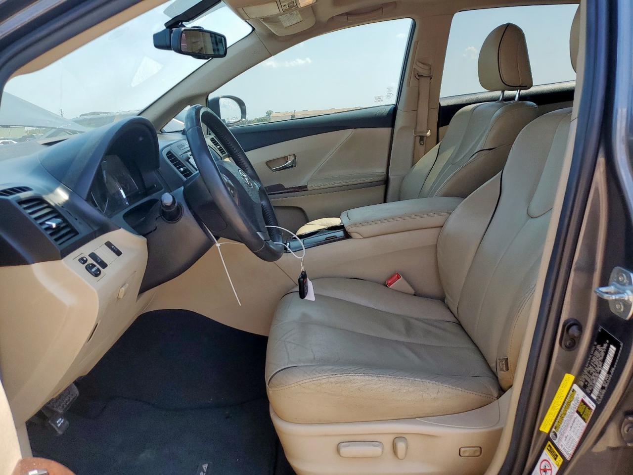 2012 Toyota Venza Le - Image 7