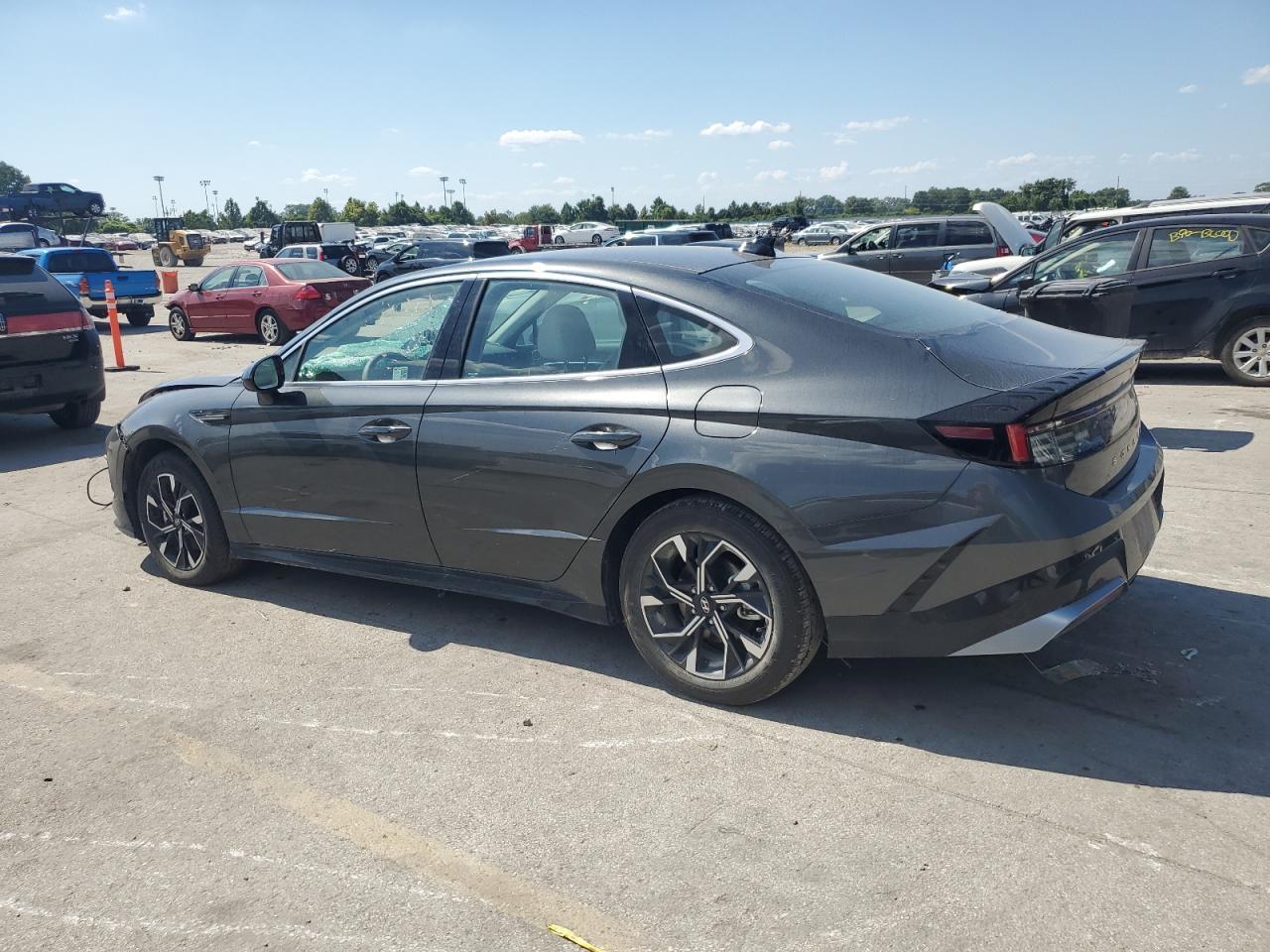 2025 Hyundai Sonata Sel - Фото 2