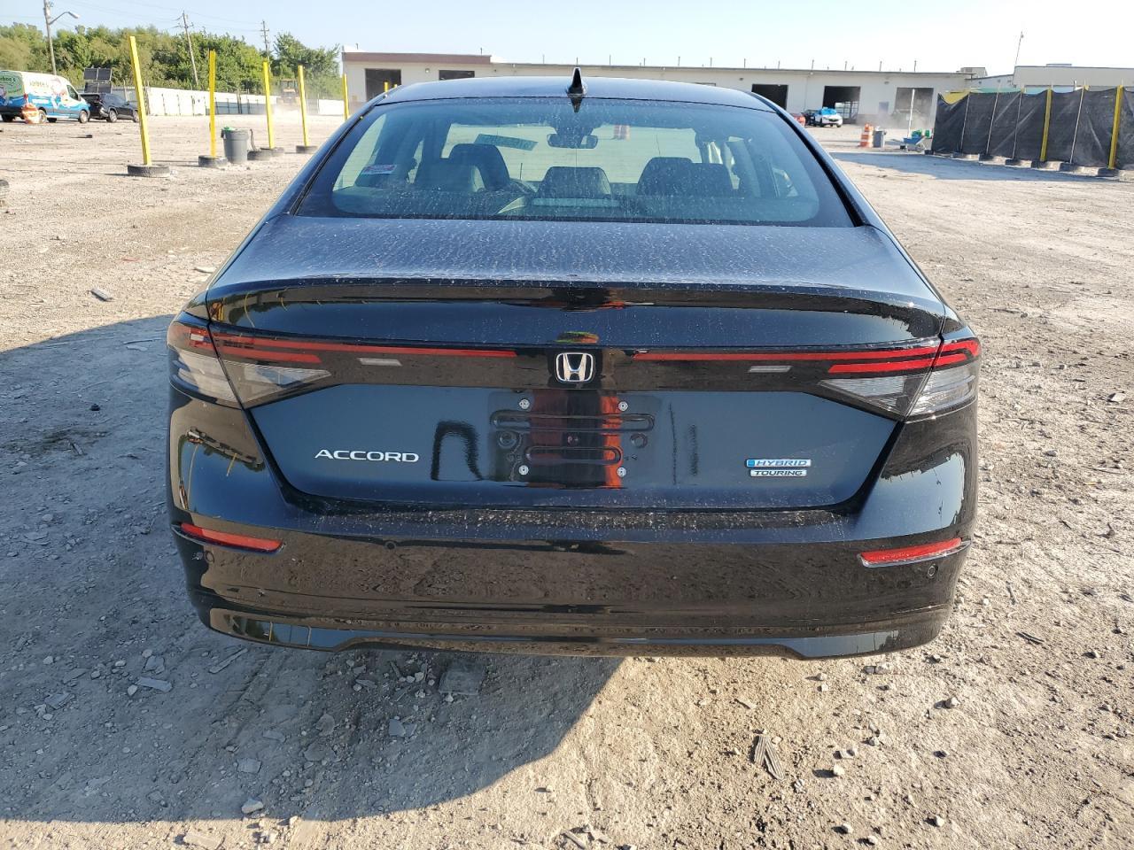 2024 Honda Accord Touring Hybrid - Image 6