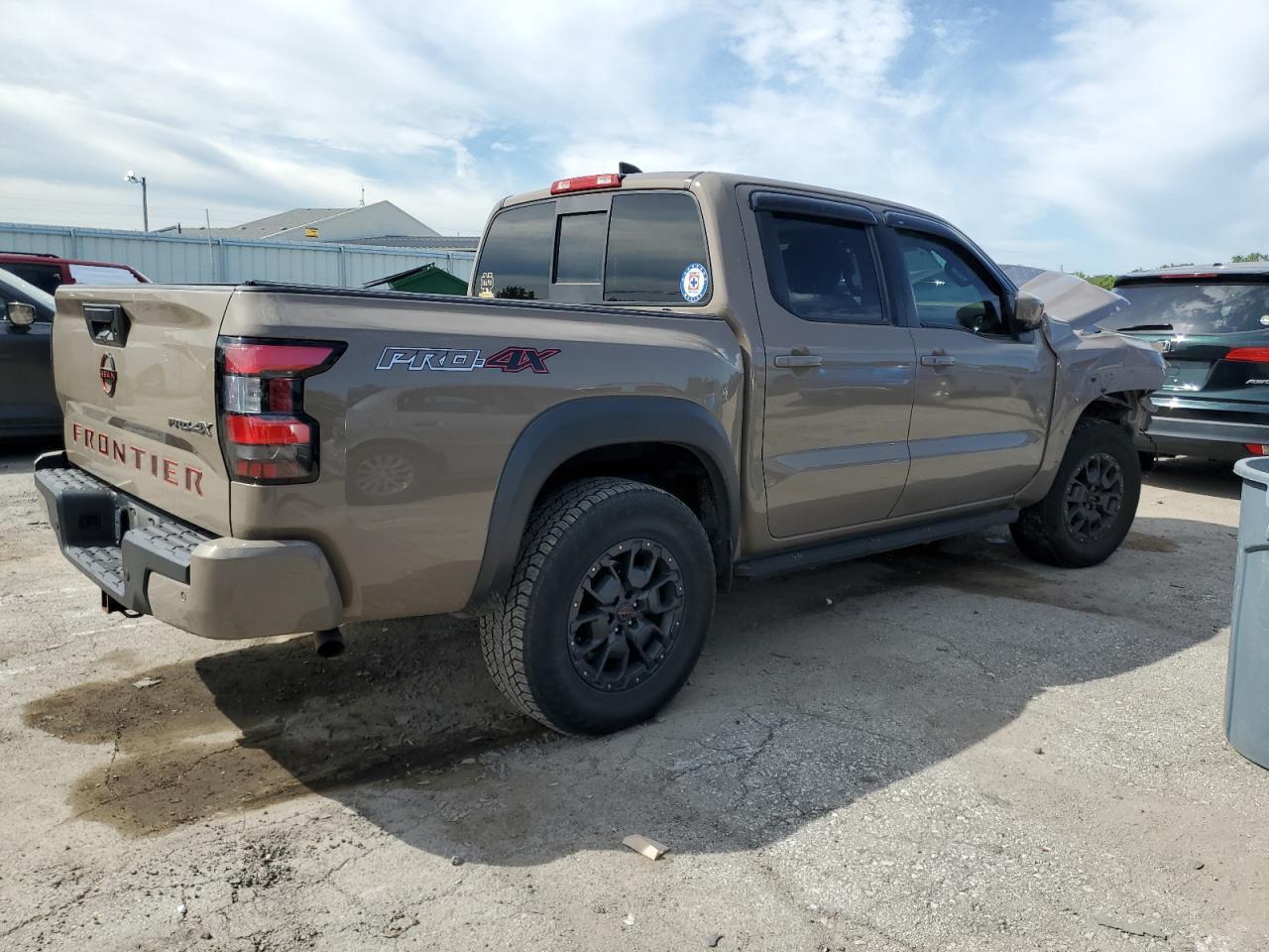 2022 Nissan Frontier S - Фото 3