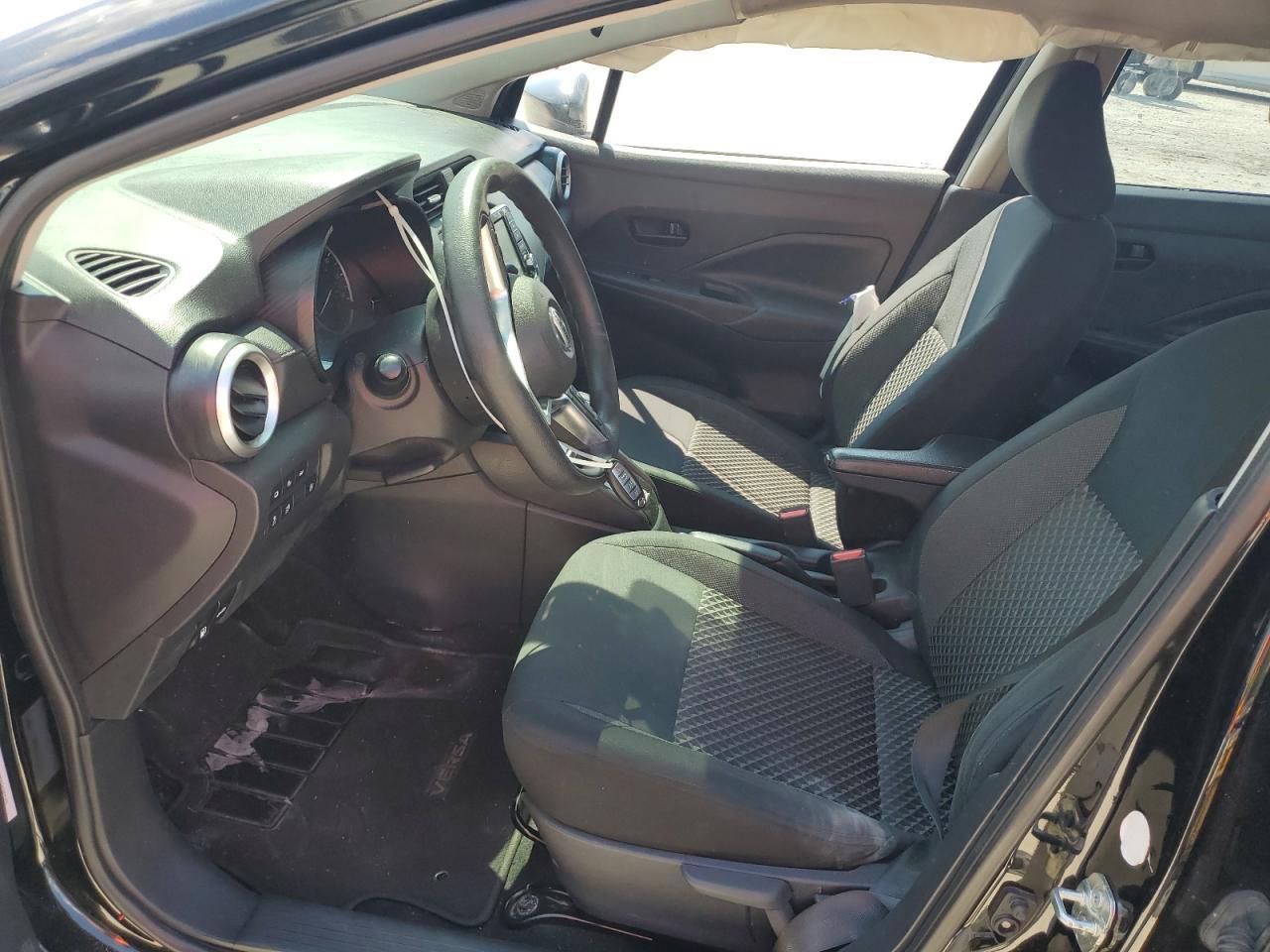 2020 Nissan Versa S - Image 7