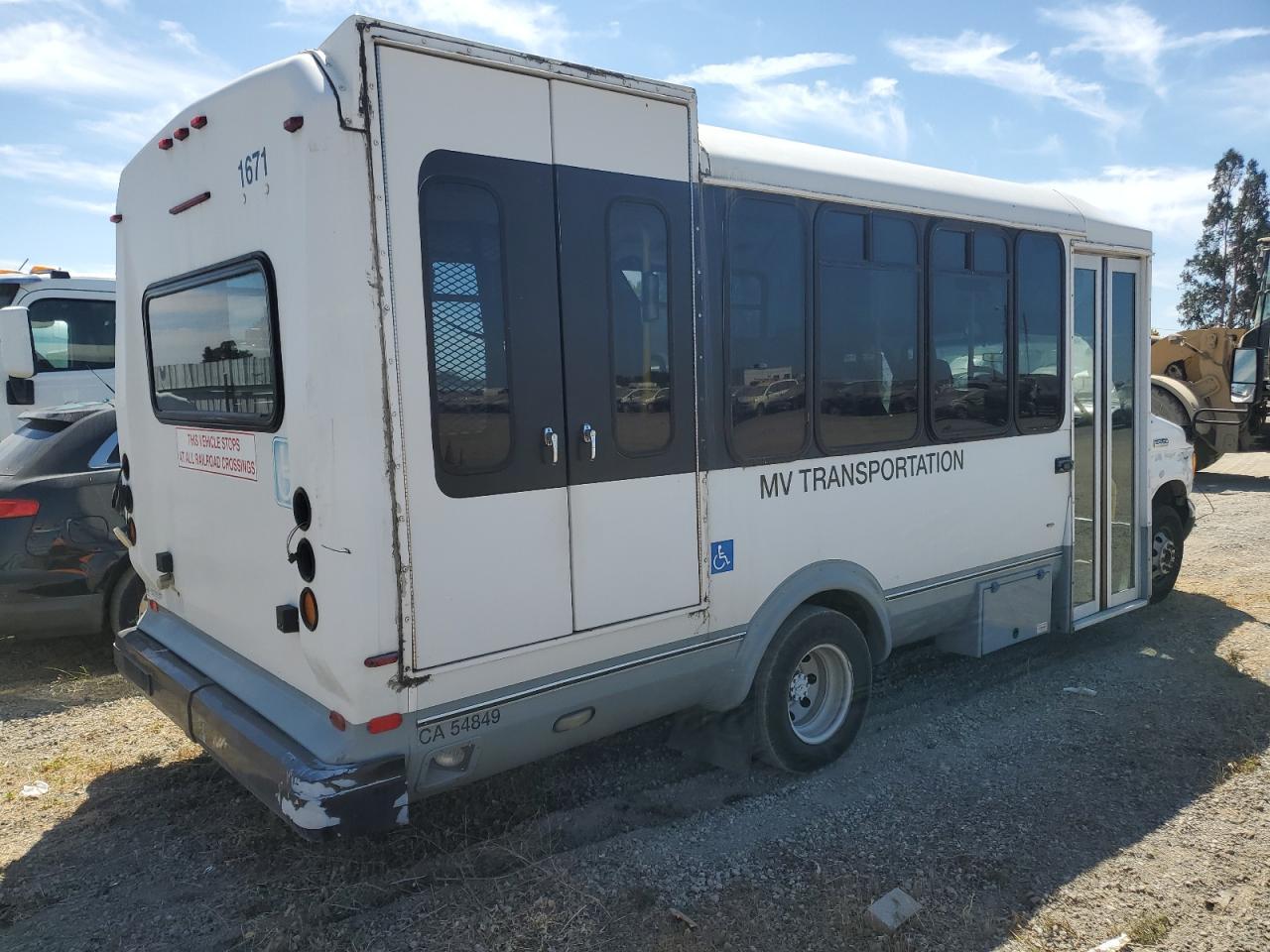 2007 Ford Econoline - Transit Vehicles Transit Bus - Фото 3