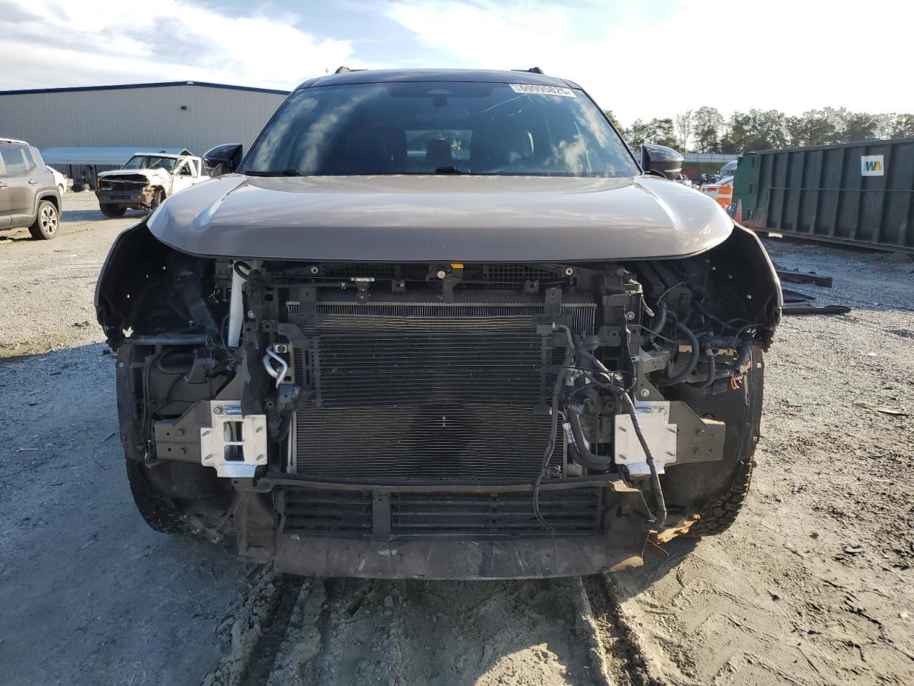 2023 Nissan Pathfinder Sv - Image 5