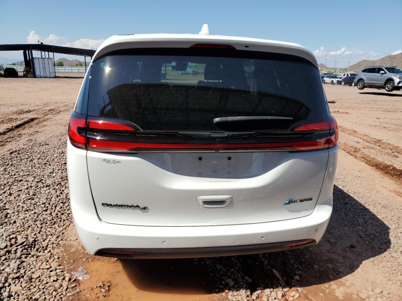 2022 Chrysler Pacifica Hybrid Touring L - Фото 6