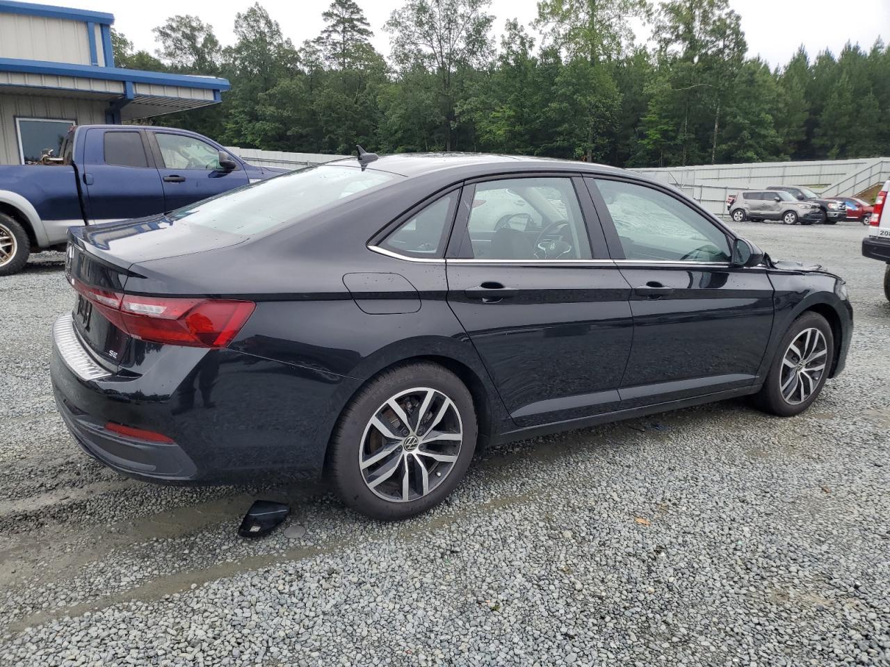 2025 Volkswagen Jetta Se - Image 3