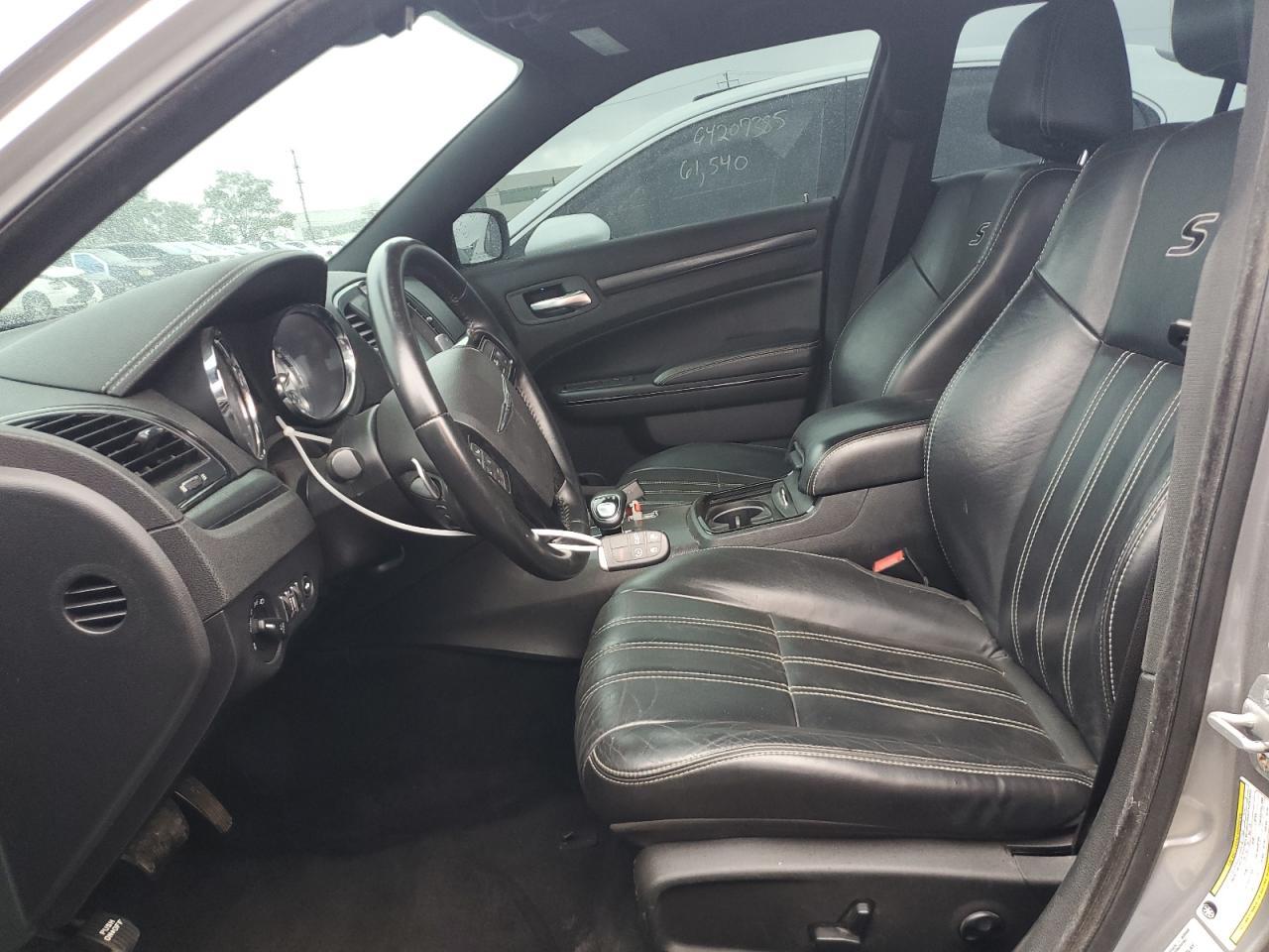 2014 Chrysler 300 S - Image 7