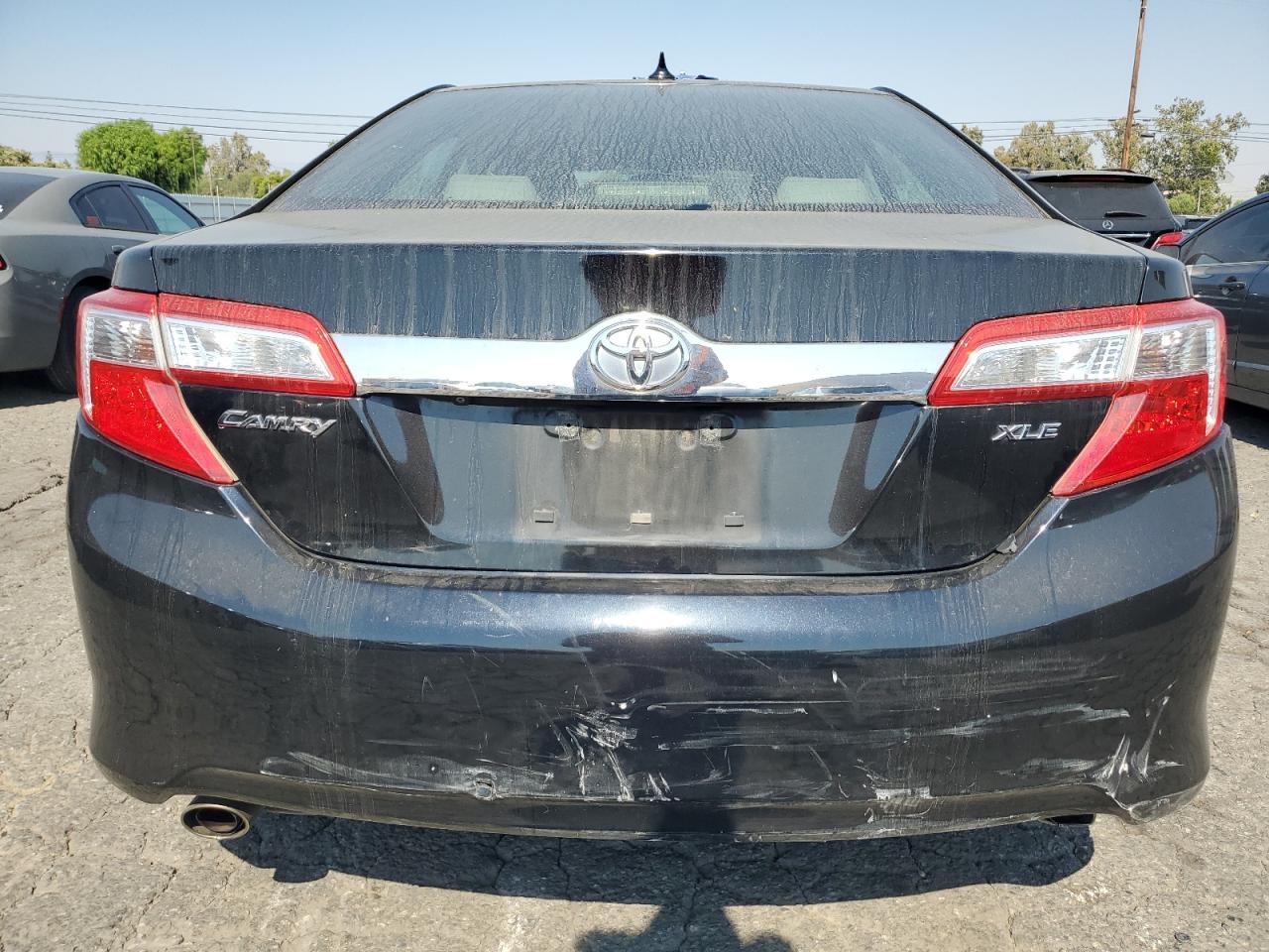 2012 Toyota Camry Se - Image 6