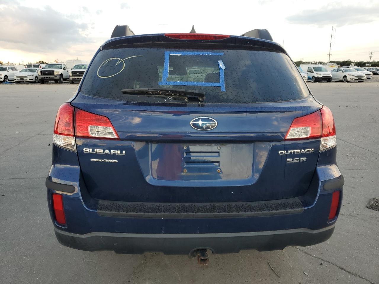 2011 Subaru Outback 3.6R Limited - Фото 6